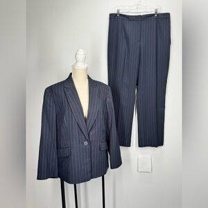 2pc LeSuit Blazer & Pants Navy Pinstripe Size 16 RUNS SMALLER 50040363